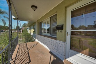 2643 39th Ave N in St. Petersburg, FL - Building Photo - Building Photo