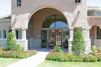 Magnolia at Village Creek in Fort Worth, TX - Building Photo - Building Photo