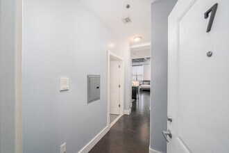 235 Orient Ave in Jersey City, NJ - Building Photo - Building Photo