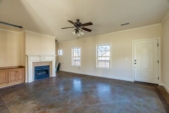 1808 W Wedington Dr in Fayetteville, AR - Building Photo - Building Photo