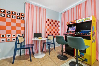 9155 125th St in Seminole, FL - Foto de edificio - Building Photo