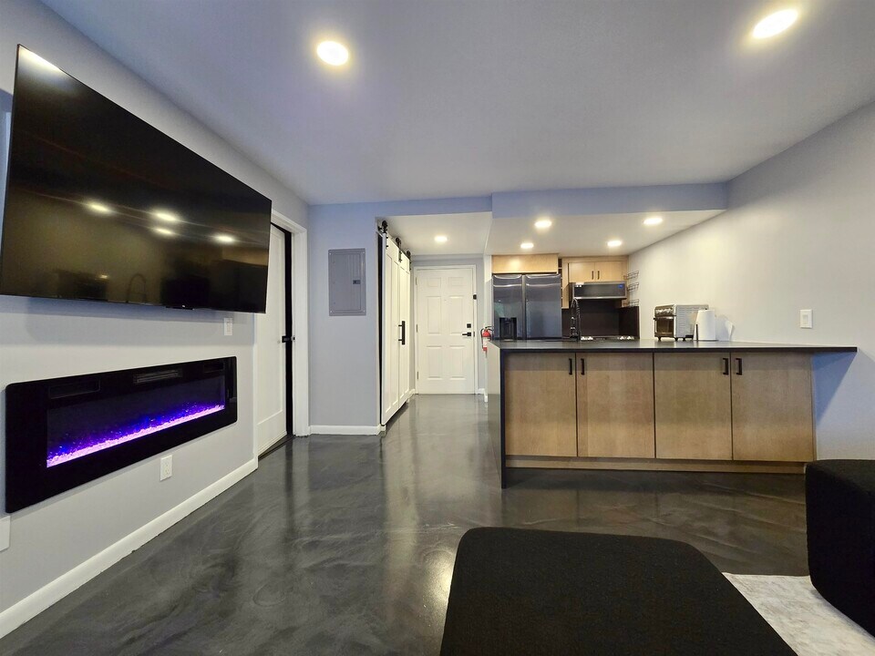 55 Clinton Pl in Hackensack, NJ - Building Photo