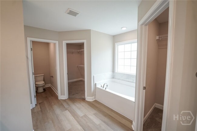 property at 336 Tallulah Bend