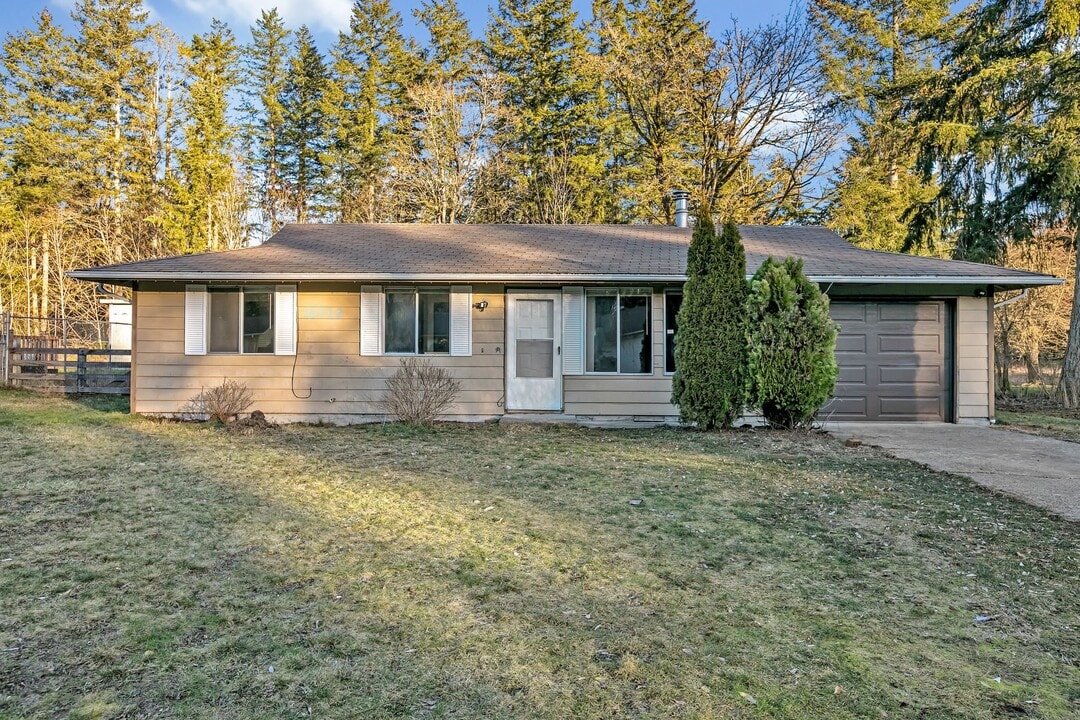33712 207th Pl SE in Auburn, WA - Building Photo