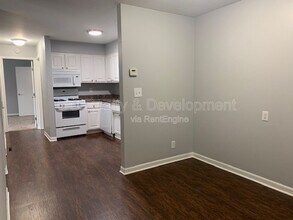 12 Simpson St in Geneva, IL - Building Photo - Building Photo