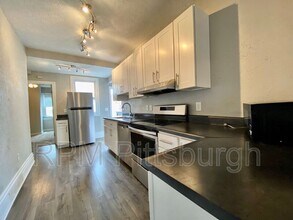 2335 Sarah St in Pittsburgh, PA - Building Photo - Building Photo