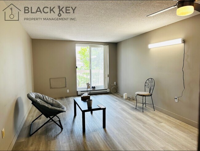 626 First St in London, ON - Building Photo - Building Photo