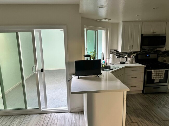 property at 2449 Greenwich Dr