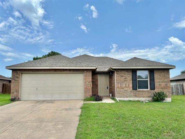 property at 318 Charleston Dr