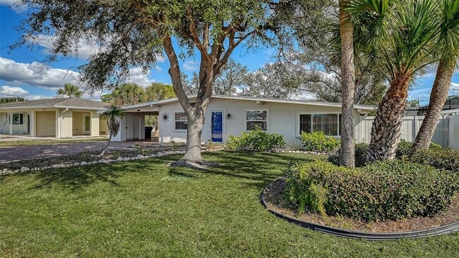 817 Harbor Dr S in Venice, FL - Building Photo - Building Photo