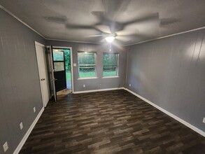 106 S Davis St in New Boston, TX - Building Photo - Interior Photo