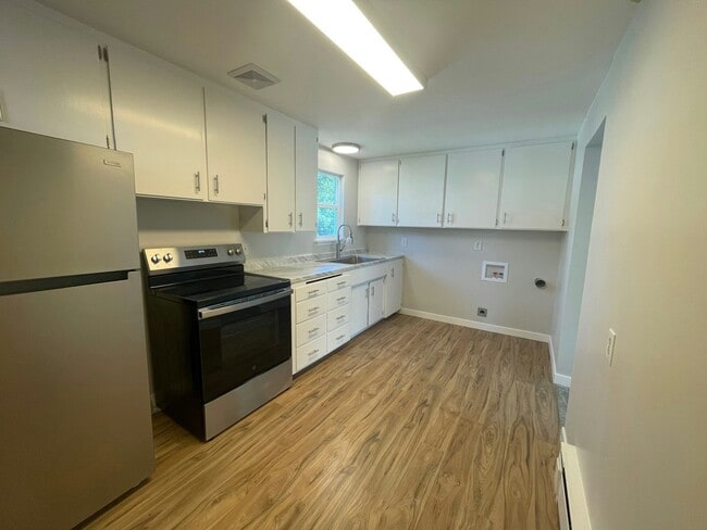 property at 802 W Cherry Ave
