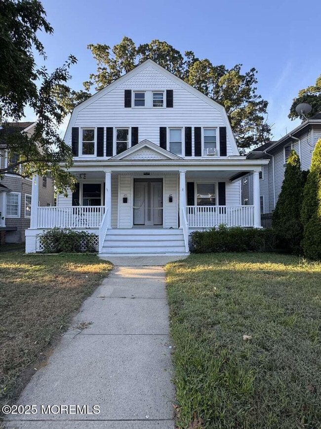 property at 45 Peters Pl