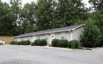 2808-2810 Uwharrie Rd Apartments