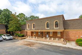 Westwood Apartments in Albany, GA - Foto de edificio - Building Photo