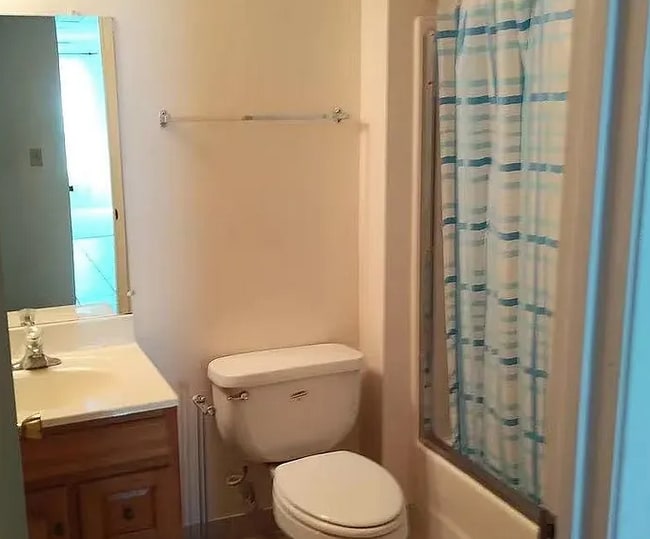 1751 Liberty St, Unit 106 in El Cerrito, CA - Foto de edificio - Building Photo