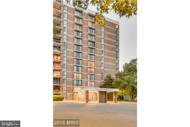 property at 2311 Pimmit Dr