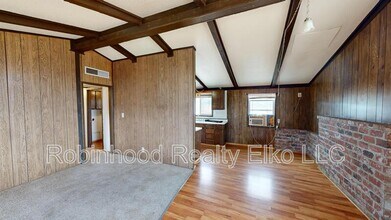 417 Brent Ln in Spring Creek, NV - Building Photo - Building Photo