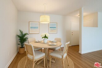 5000 S Centinela Ave in Los Angeles, CA - Building Photo - Building Photo