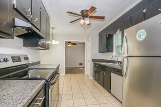 501 Friarsgate Blvd in Irmo, SC - Building Photo - Building Photo