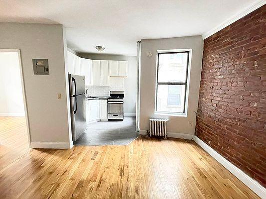 property at 573 W 159th St