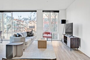 1530 Belmont Ave in Seattle, WA - Building Photo