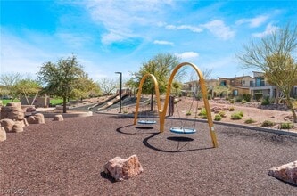 184 Pace Ave in Henderson, NV - Building Photo - Building Photo