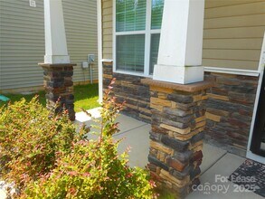 820 Larmore Ave in Charlotte, NC - Building Photo - Building Photo