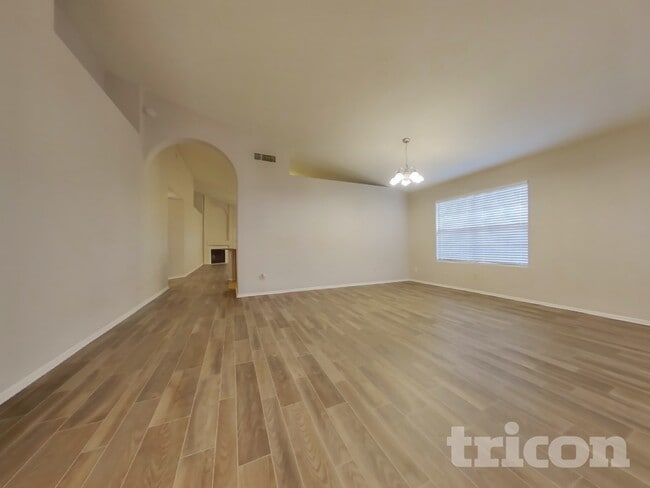 4340 W Misty Willow Ln in Glendale, AZ - Building Photo - Building Photo