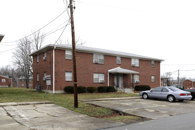 10408 Torrington Rd in Louisville, KY - Building Photo - Building Photo