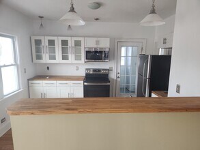 171 Shotwell Park, Unit 2 in Syracuse, NY - Foto de edificio - Building Photo