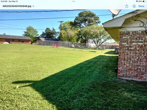 714 Sims St in Minden, LA - Foto de edificio - Building Photo