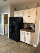 1162 Mission Dr in Lemoore, CA - Building Photo - Building Photo
