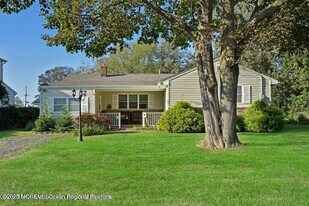 81 Berry Pl in Long Branch, NJ - Building Photo