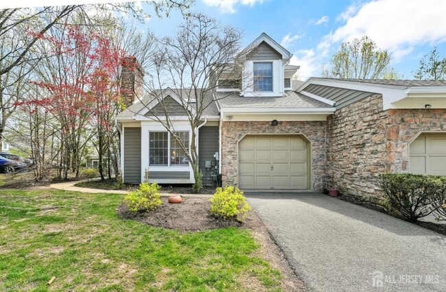 property at 88 W Countryside Dr