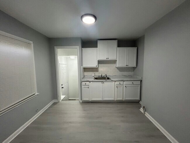 3693 Somerset Ave in Detroit, MI - Building Photo - Building Photo