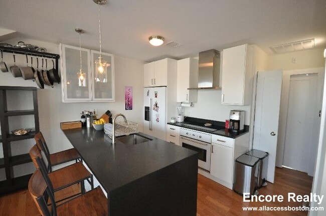 654 Massachusetts Ave, Unit 6 in Boston, MA - Building Photo - Building Photo