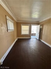 816 London Rd in Cleveland, OH - Building Photo - Building Photo