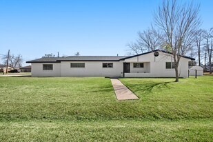 1302 I Ave in South Houston, TX - Building Photo