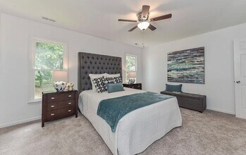 5610 Vandora Dr in Charlotte, NC - Foto de edificio - Building Photo