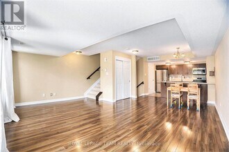 283 Titanium Private in Ottawa, ON - Building Photo - Building Photo