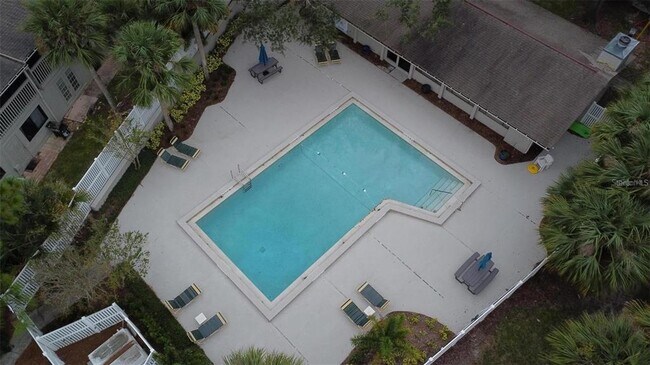 131 Crown Point Cir in Longwood, FL - Building Photo - Building Photo