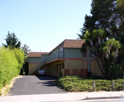 1420 Broadway in Santa Cruz, CA - Foto de edificio - Building Photo