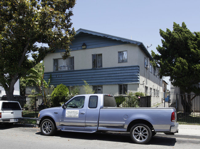 306 N Rose St in Anaheim, CA - Foto de edificio - Building Photo