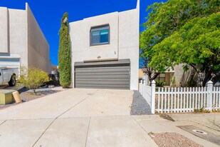 4929 Black Dr NW in Albuquerque, NM - Building Photo