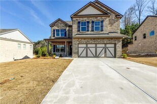 2091 Harvester Ln in Buford, GA - Building Photo