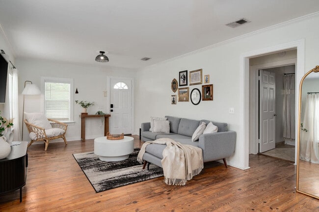 property at 1307 Formosa Ave