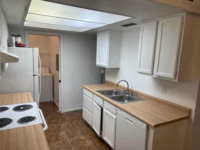 property at 1976 N Lemon Tree Ln
