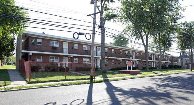 Sterling Estates in Long Branch, NJ - Building Photo - Building Photo