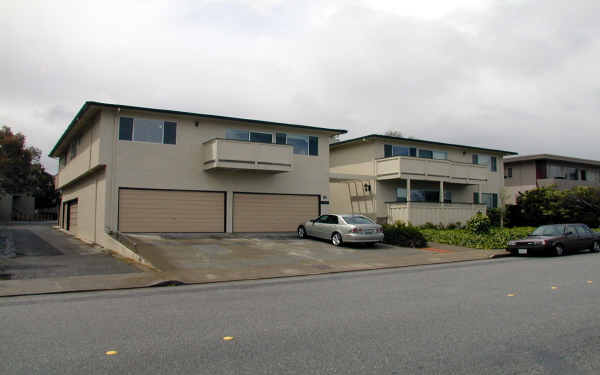 1859 Ogden Dr in Burlingame, CA - Foto de edificio